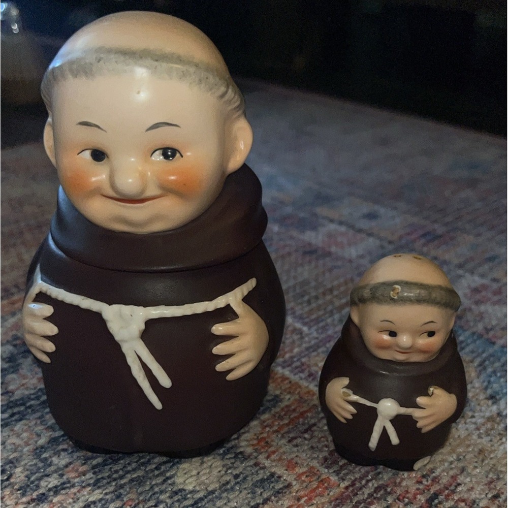 Goebel Friar Tuck Sugar Bowl & Salt/Pepper Shaker 1950 From Germany
